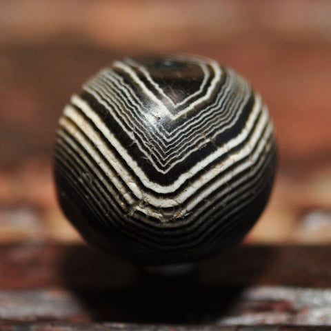 AA 315 Fine Solomen's Agate Eye Bead w/Concentric Banding